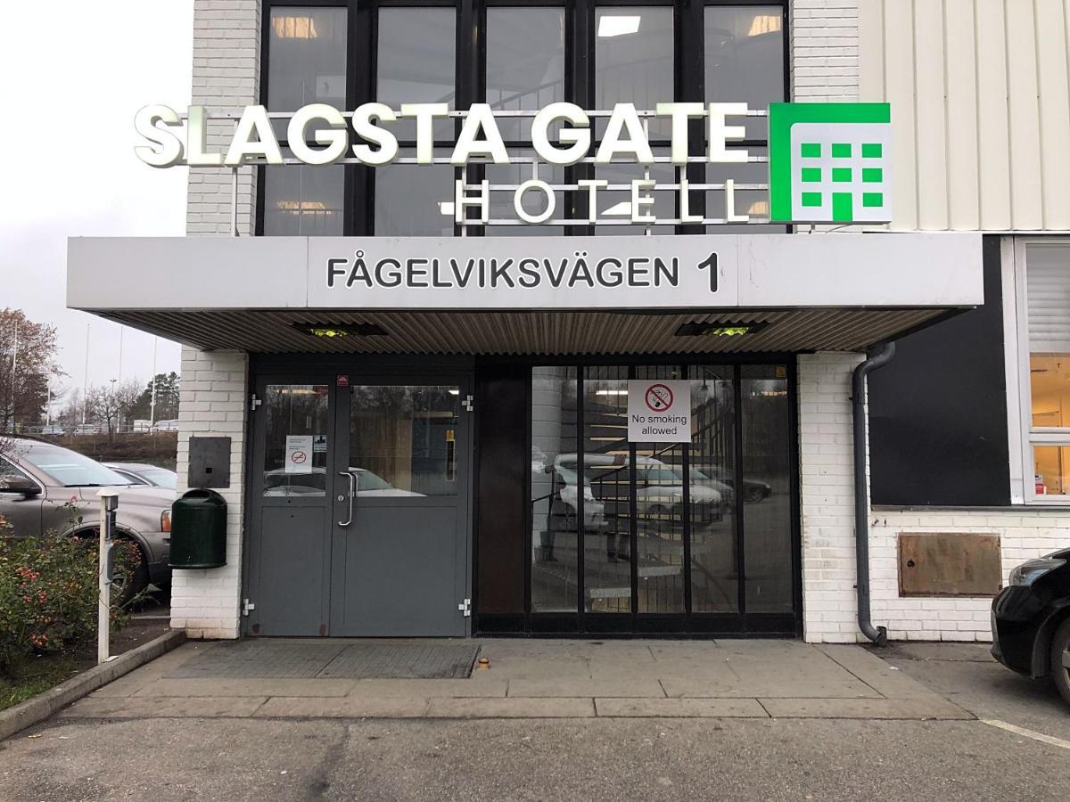 Slagsta Gate Hotell Fittja Bagian luar foto